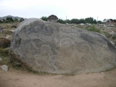 petroglifynakamnyahvCholponAte.jpg