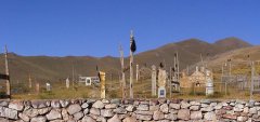 Кладбище в селении Сары Таш, Ошская область