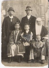 Потомки бия ага-султана Казангапа. 1929 г..jpg