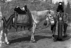 Саха кызы - Саха кыһэ - Девушка саха, 1902 г.  