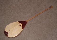 Казахская домбра