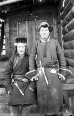 Русские в бурятских дэгэлах