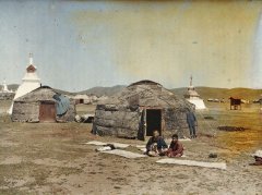 Монгольские юрты 
