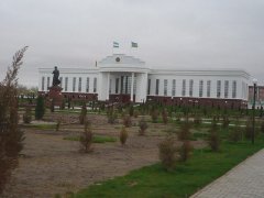 Парламент - Жокаргы Кенес, г. Нукус, Республика Каракалпакстан
