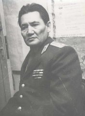 Бауыржан Момышулы