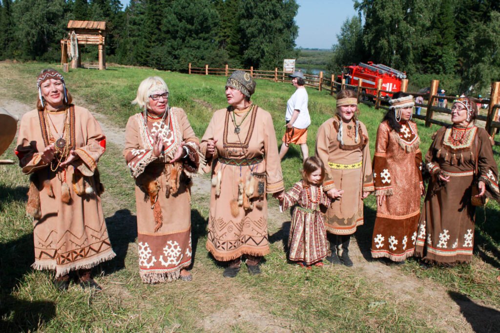 Подробнее о "Э.Л. Львова. Чулымский язык и этнос (к методике поиска этнических субстратов)"
